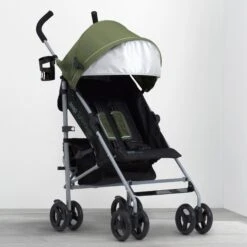 Jeep TurboGlyde Plus Stroller 19 Jeep TurboGlyde Plus Stroller -Delta Children Sales Store 11560 2182 Jeep TurboGlyde Single Stroller Olive green Lifestyle 101