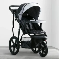 Jeep® Deluxe Patriot Open Trails Jogger 15 Jeep® Deluxe Patriot Open Trails Jogger -Delta Children Sales Store 14999 0251JeepDeluxePatriotOpenTrailsJoggerCharcoal1x1 scaled