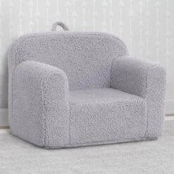 Delta Children Cozee Sherpa Chair For Kids 17 Delta Children Cozee Sherpa Chair For Kids -Delta Children Sales Store 208224 5031 Cozee Sherpa Chair Lifestyle 103
