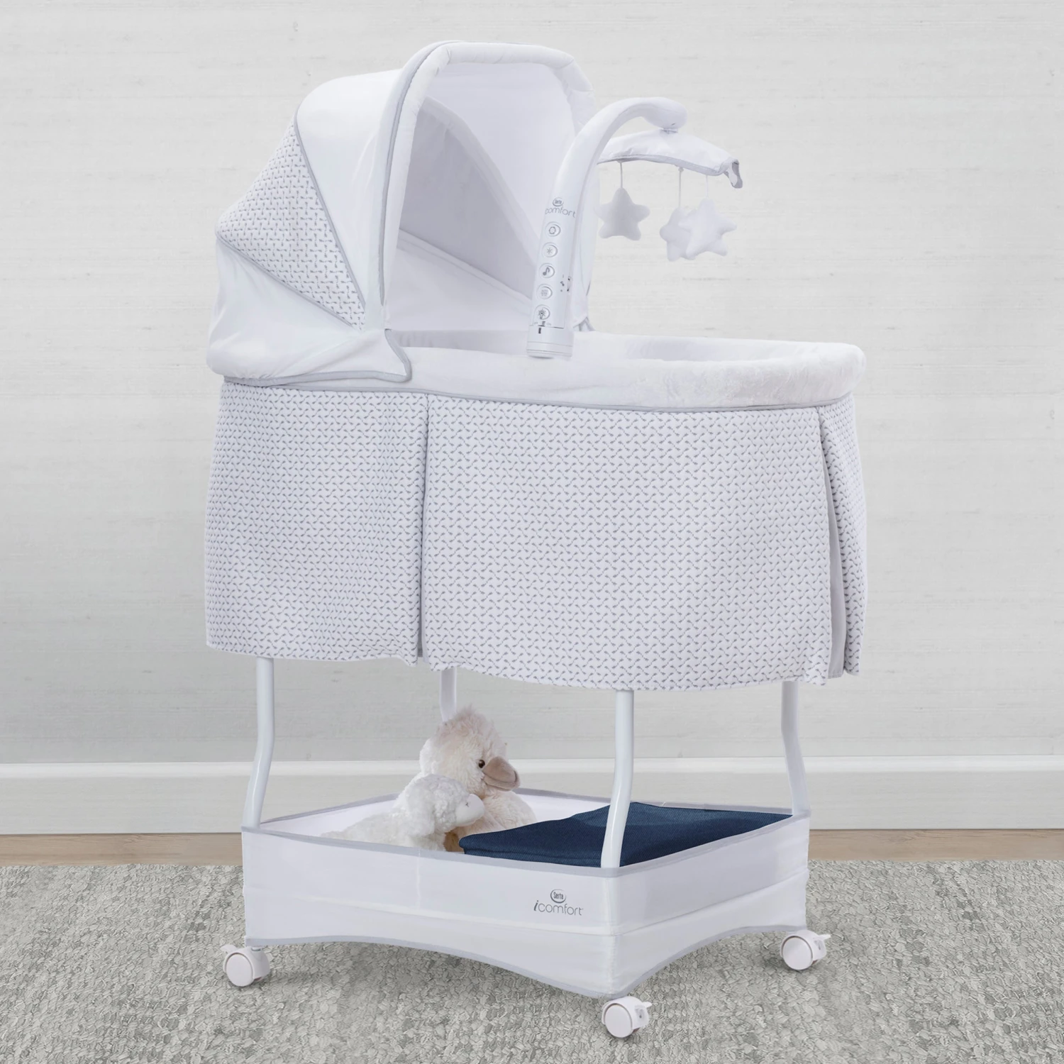 IComfort Auto Glide Bassinet 9 IComfort Auto Glide Bassinet - Image 9