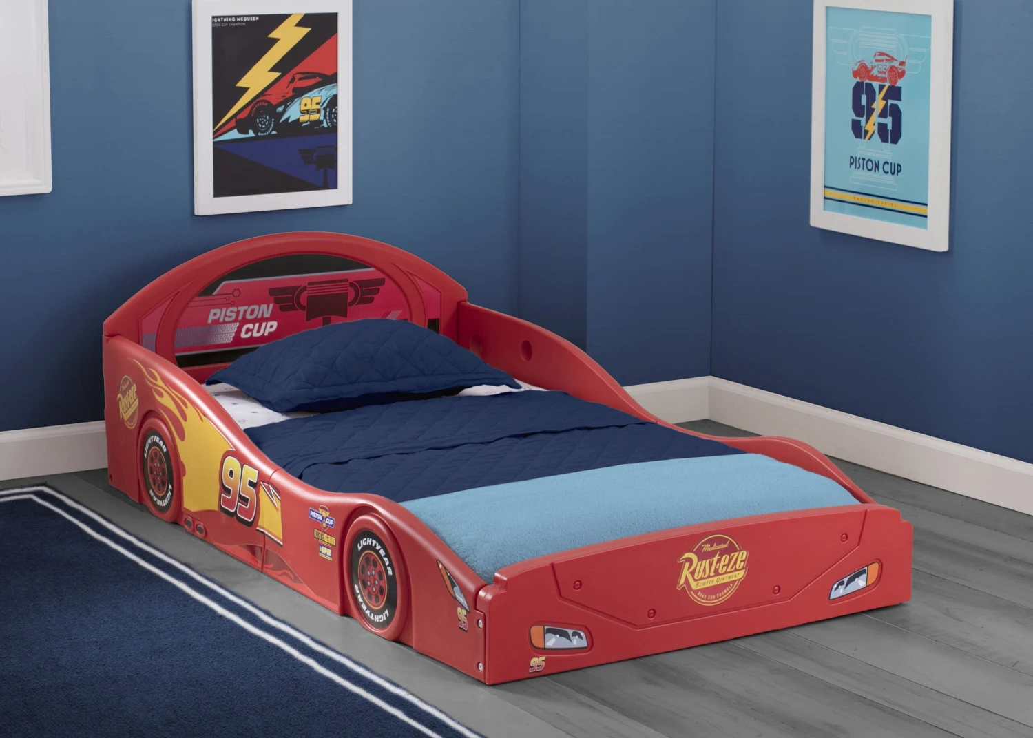 Disney / Pixar Cars Lightning McQueen Plastic Sleep And Play Toddler Bed 2 Disney / Pixar Cars Lightning McQueen Plastic Sleep And Play Toddler Bed - Image 2