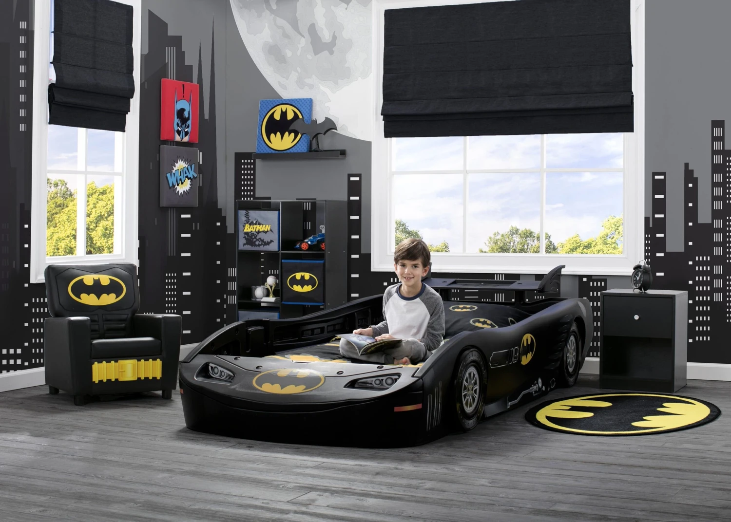 Delta Children DC Comics Batmobile (Batman) Twin Bed 2 Delta Children DC Comics Batmobile (Batman) Twin Bed - Image 2