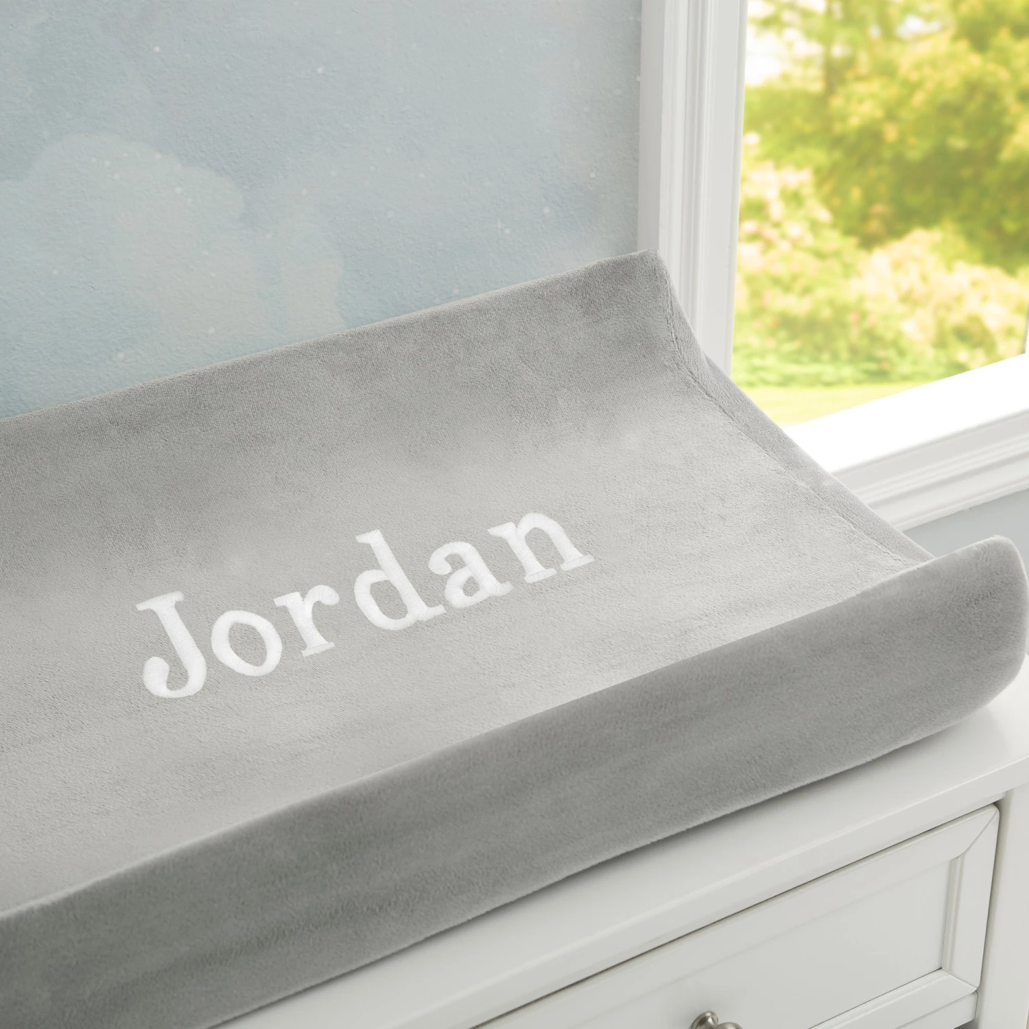 Delta Children Personalized Contoured Changing Pad With Plush Cover 6 Delta Children Personalized Contoured Changing Pad With Plush Cover - Image 6