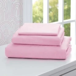 Delta Children 3-Piece Twin Sheet Set 22 Delta Children 3-Piece Twin Sheet Set -Delta Children Sales Store N053800 654 twinsheets pink lifestyle 101
