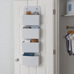 BabyGap 2-Pack Over The Door Storage Organizer With 4 Pockets 17 BabyGap 2-Pack Over The Door Storage Organizer With 4 Pockets -Delta Children Sales Store SS8008GP 3243 over the door blue lifestyle 101 scaled