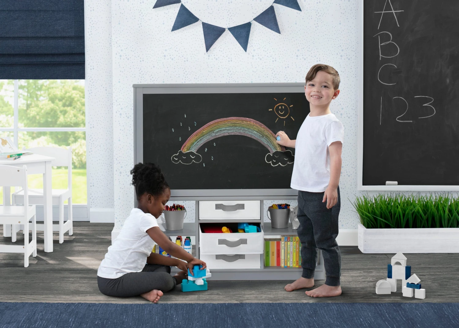 Delta Children At-Home Artist Center – Deluxe Double-Sided Easel & Storage Unit 2 Delta Children At-Home Artist Center – Deluxe Double-Sided Easel & Storage Unit - Image 2