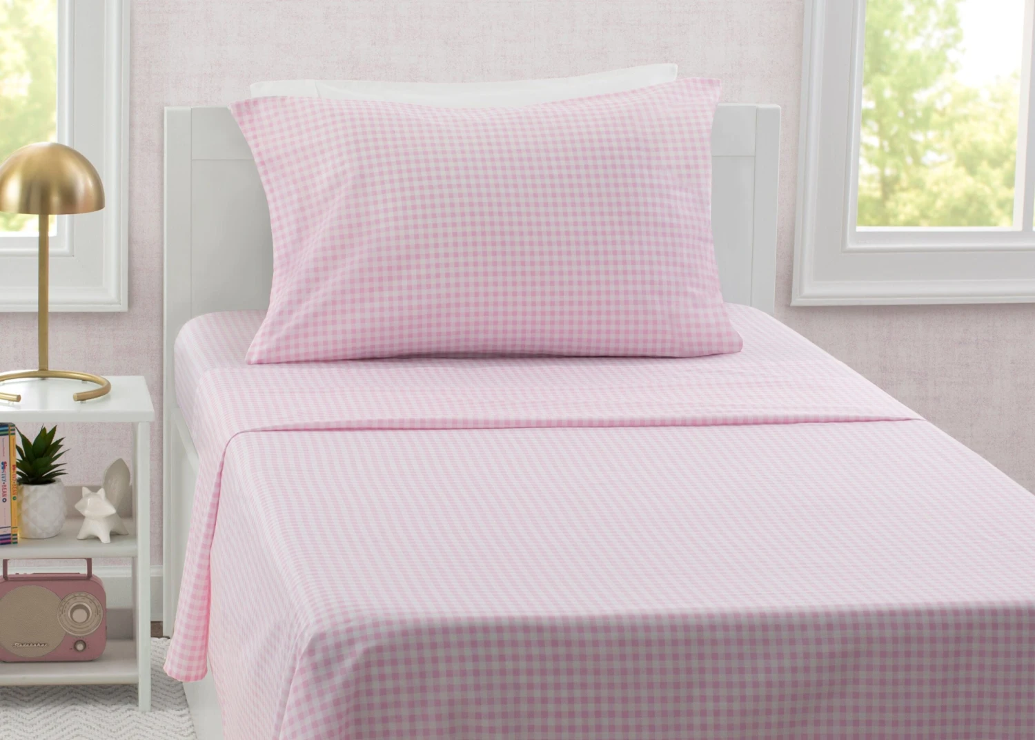Delta Children Pink Gingham 3-Piece Twin Sheet Set 1 Delta Children Pink Gingham 3-Piece Twin Sheet Set
