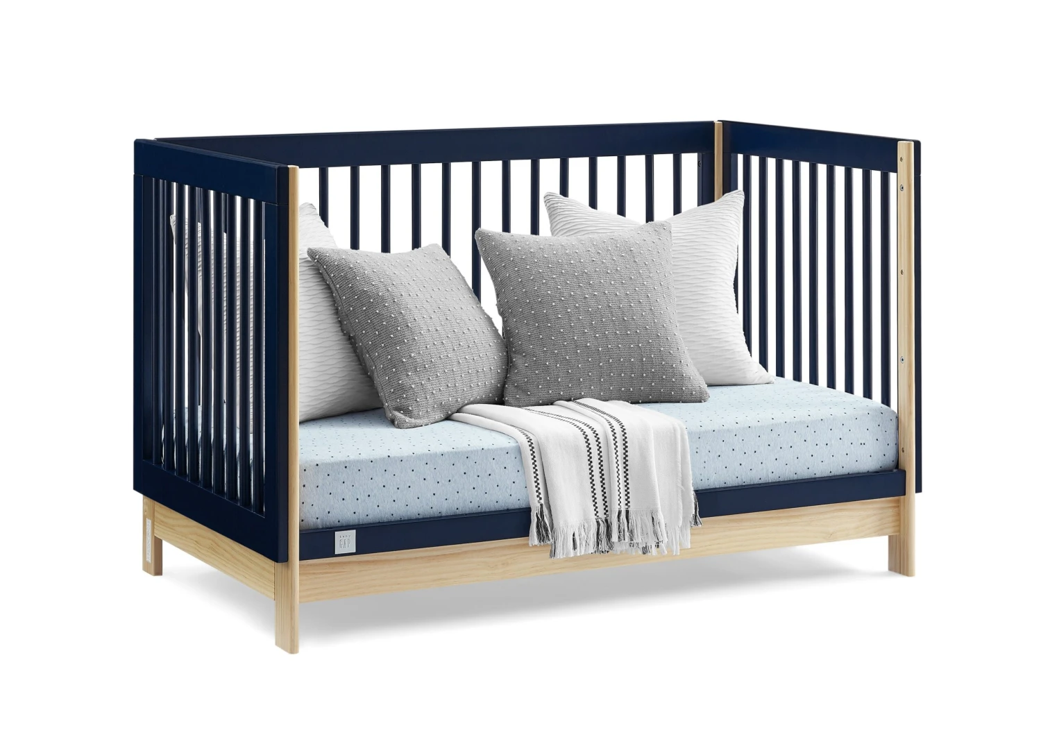 BabyGap Tate 4-in-1 Convertible Crib 6 BabyGap Tate 4-in-1 Convertible Crib - Image 6