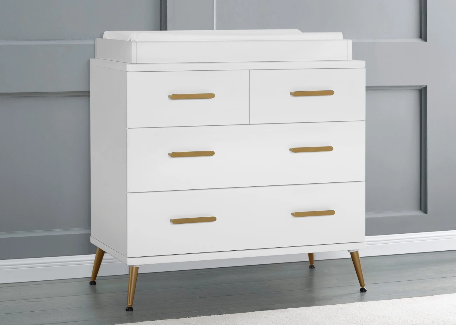 Delta Children Sloane 4 Drawer Dresser With Changing Top 11 Delta Children Sloane 4 Drawer Dresser With Changing Top - Image 11