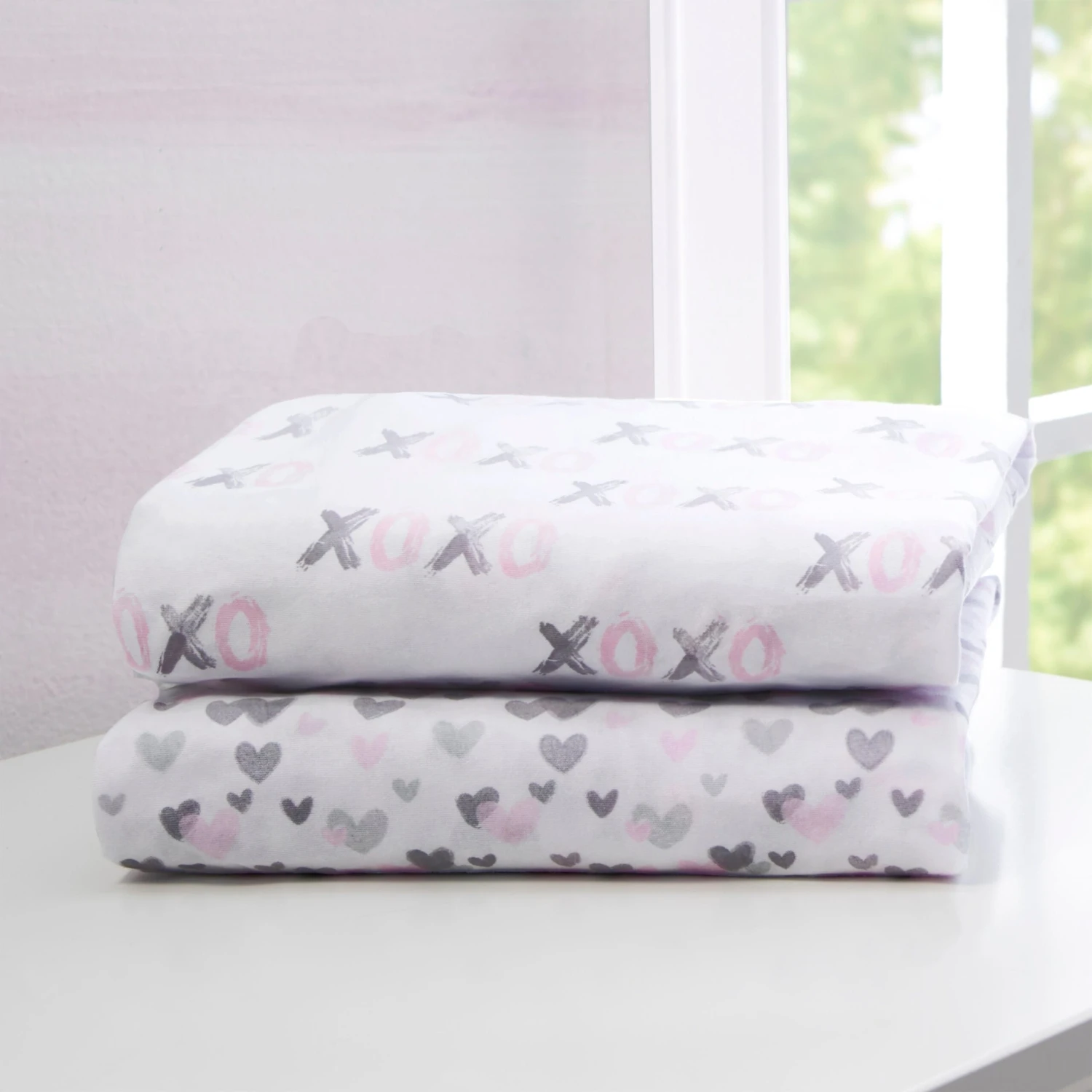 Delta Children Hearts N Kisses Fitted Crib Sheets - 2 Pack 7 Delta Children Hearts N Kisses Fitted Crib Sheets - 2 Pack - Image 7