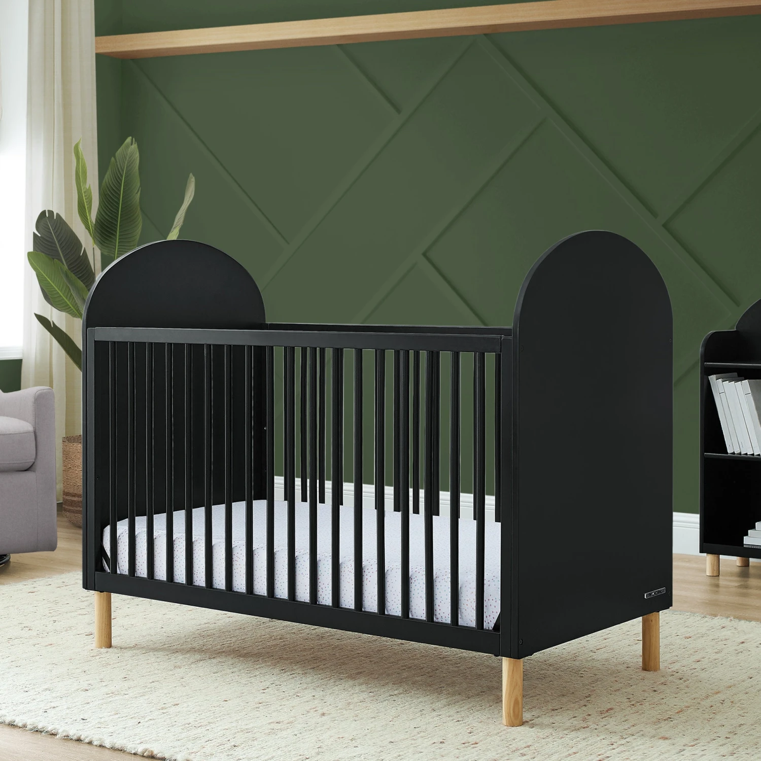 Delta Children Reese 4-in-1 Convertible Crib 15 Delta Children Reese 4-in-1 Convertible Crib - Image 15